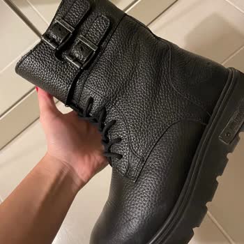 Ayakkabının Sürekli Rahatsızlık Vermesi Ve Çözülmeyen Sorunlar