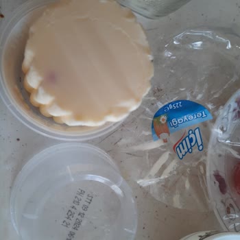 Ülker İçim Tereyağında Şüpheli Renk Ve Koku Problemi