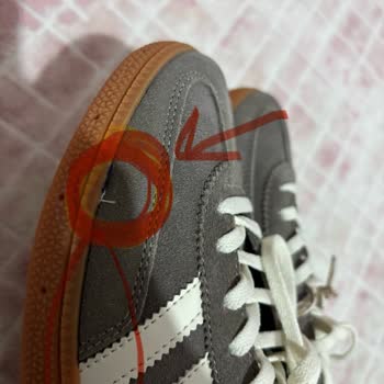 Yanlış Dikişli Ayakkabı Ve İletişim Sorunu