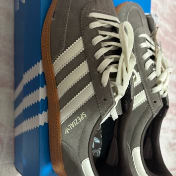 Yanlış Dikişli Ayakkabı Ve İletişim Sorunu