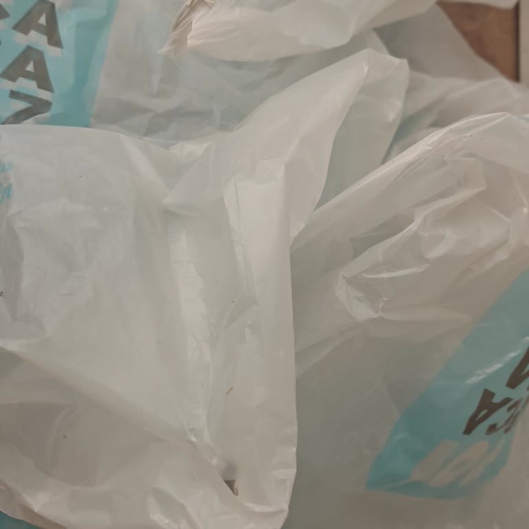 A101'de Fazla Poşet Sorunu Ve İlgisizlik