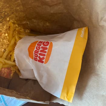 Bayat Yemek Ve İlgisiz Müşteri Hizmeti