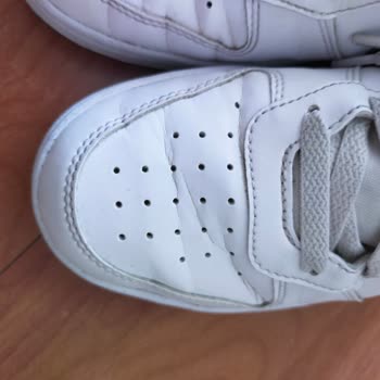 Intersport Schuhe Erfahrung mit schneller Abnutzung und unklarem Kundenservice