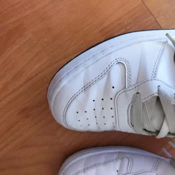 Intersport Schuhe Erfahrung mit schneller Abnutzung und unklarem Kundenservice