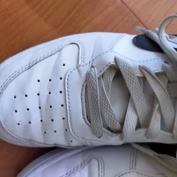 Intersport Schuhe Erfahrung mit schneller Abnutzung und unklarem Kundenservice