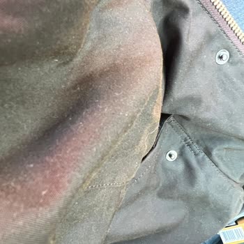 Barbour Montta İlk Giyimde Sorun