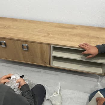 Yanlış Gelen TV Ünitesi Ve İlgisiz Müşteri Hizmetleri