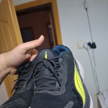 Puma Ayakkabıda Kalite Sorunu Ve FLO Mağazacılık İlgisizliği