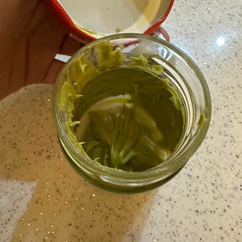 Lezzetli Ürün İçinden Çıkan Cam Kırığı Tehlikesi