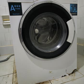 Grundig Çamaşır Makinesi Paslanma Sorunu Ve Yetersiz Servis