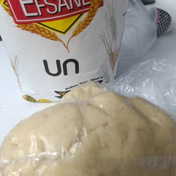 BİM Market'te Böceklenmiş Un Ve İlgisiz Müşteri Hizmeti