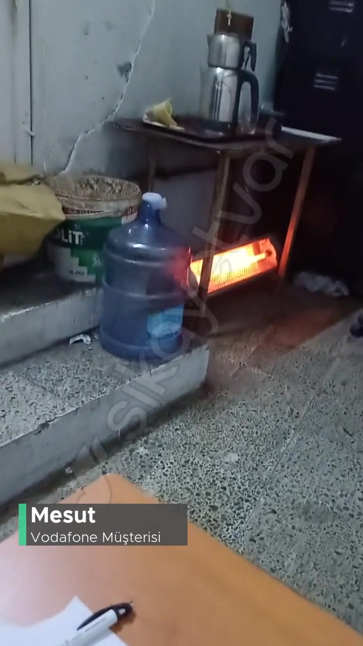 Vodafone Kara Listeden Çıkmak İstiyorum! videonun kapak resmi