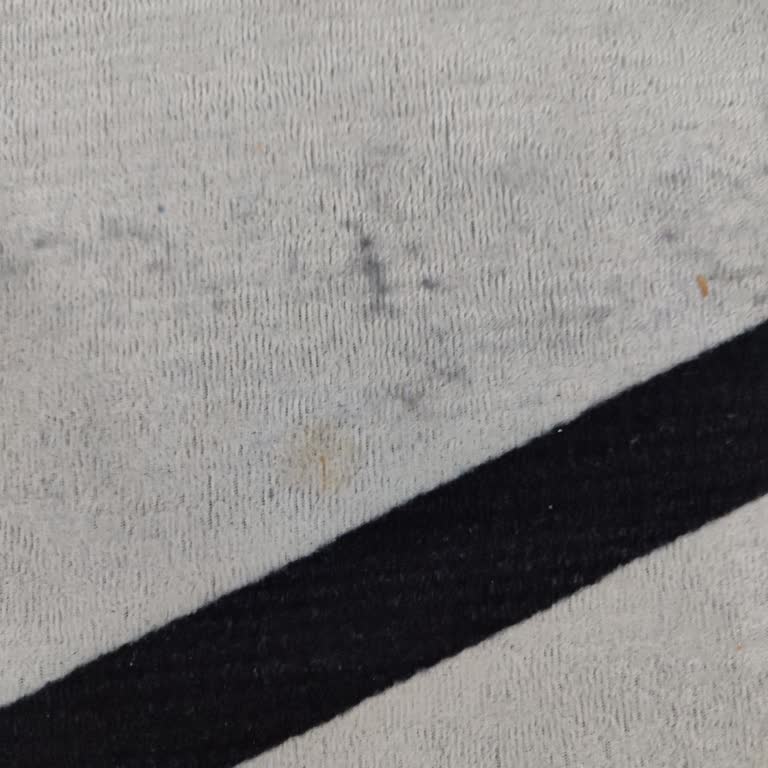 Leke Çıkmayan Halı Ve İlgisiz Müşteri Hizmeti