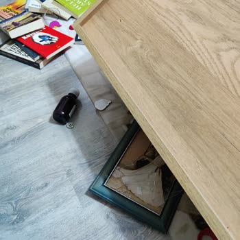 Tehlikeli Montaj: Enza Home TV Ünitesi Kazası