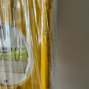 İhmalkâr Teslimat: Otoparkta Bırakılan Paket Sorunu