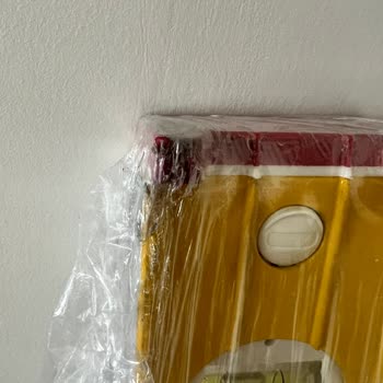 İhmalkâr Teslimat: Otoparkta Bırakılan Paket Sorunu