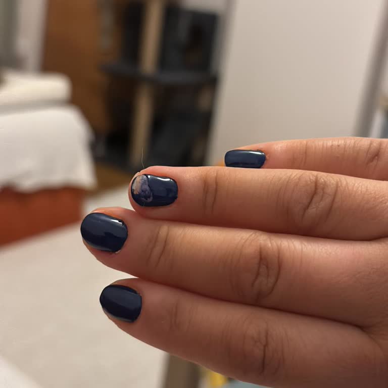 Watsons Kanyon AVM'de Kalıcı Oje Fiyaskosu