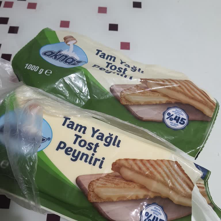 BİM'den Aldığım Aknaz Tost Peyniri Kalite Kaybı Yaşıyor