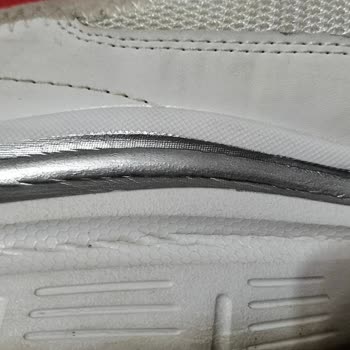 Kalitesiz Ürün Ve İlgisiz Müşteri Hizmetleri