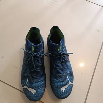 Puma Krampon: Yırtık Ve Cevapsız Bekleyiş