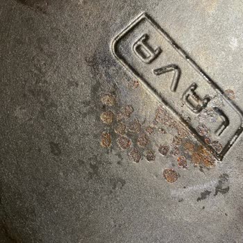 Lava Döküm Tavasının Soyulma Ve Paslanma Sorunu