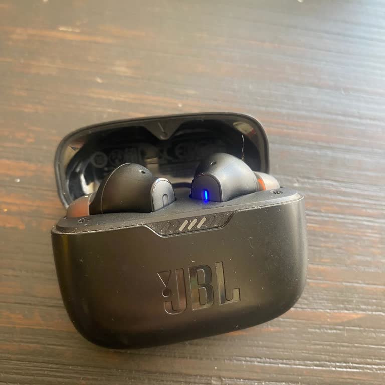 JBL Kulaklık Şarj Sorunu Ve Güven Kaybı