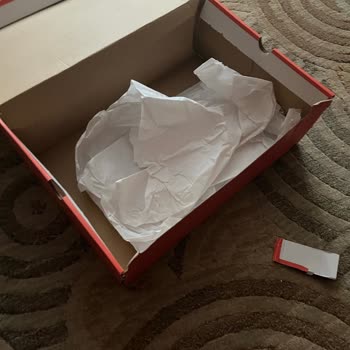 Görseldeki Gibi Olmayan Converse Ve Kullanılmış Ürün Şoku