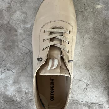 Ayakkabı Bağcığı Sorunu Ve Yetersiz Müşteri Hizmeti