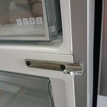 Siemens Buzdolabı Kapakları Güvenlik Riski Oluşturuyor!