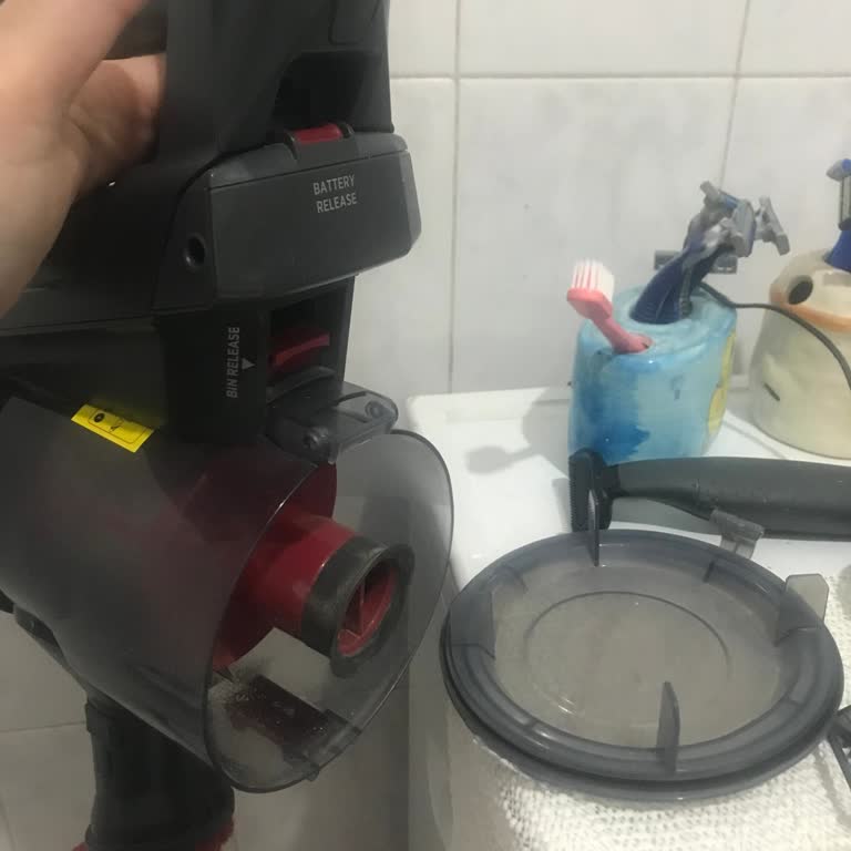 Hoover Süpürgemin Kırılan Parçaları İçin Servis Çilesi