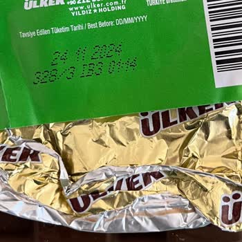 Küflü Çikolata Şoku: Ülker Antep Fıstıklı