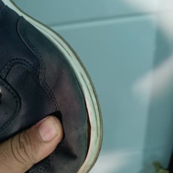 FLO Mağazasından Aldığım Ayakkabının Garanti Sorunu