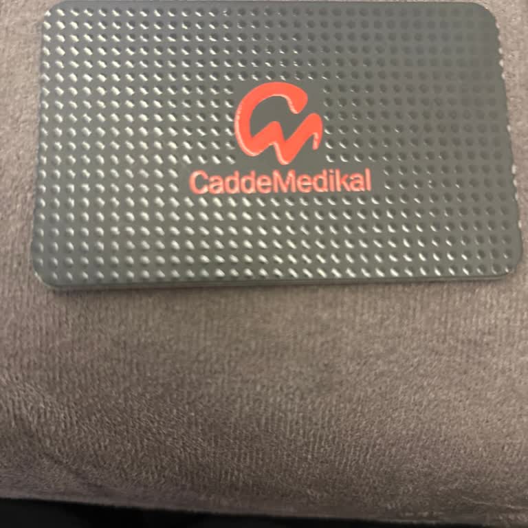 Cadde Medikal Ve Ortopedi Saygısız Esnaf