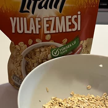 Eti Lifalif Yulaf Ezmesinde Böcek Şoku