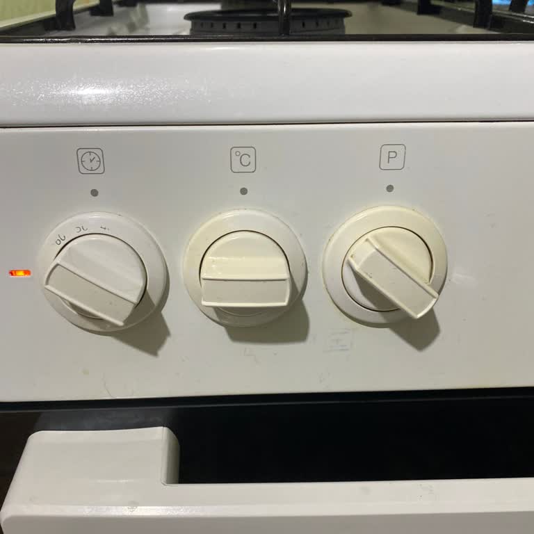 Arçelik Fırının Silinen Düğmeleri Kullanımı Engelliyor