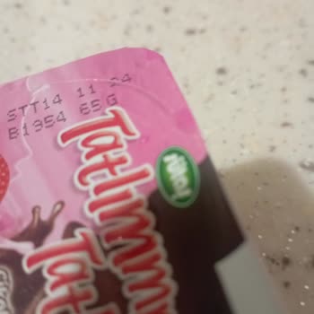 Sütaş Pudingde Küf Sorunu Ve Sağlık Endişesi!