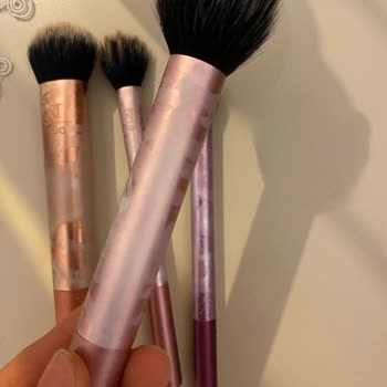 Makyaj Fırça Setinde Renk Solması Sorunu