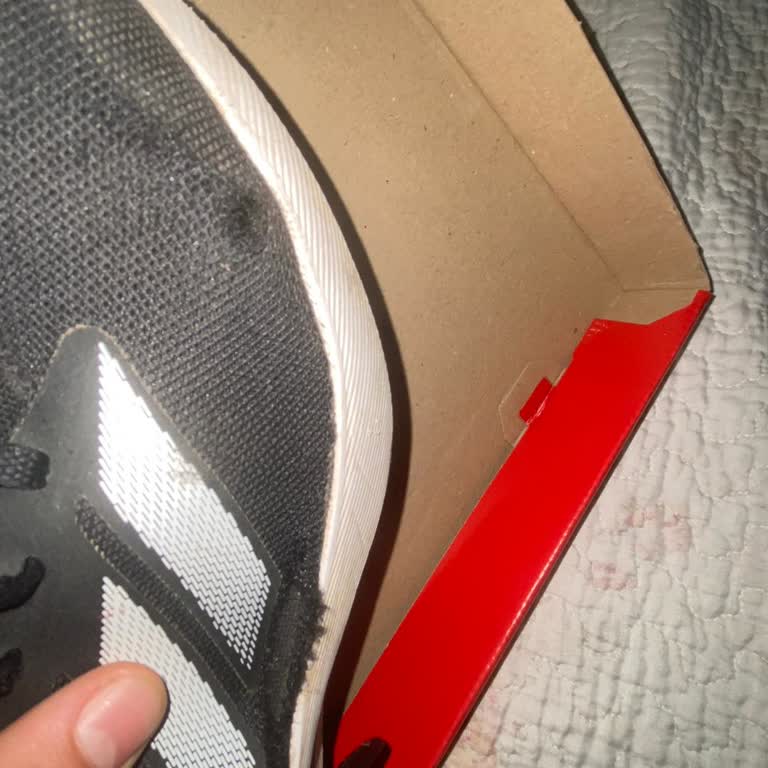 FLO Ayakkabı Mağazasının Garanti İhlali