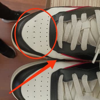 Ayakkabıda Tek Taraflı Çatlak Ve Güven Kaybı