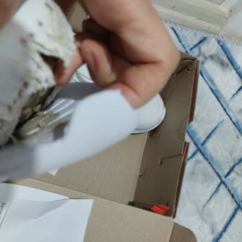 FLO Ayakkabım Makinede Açıldı, Mağaza Yardım Etmiyor