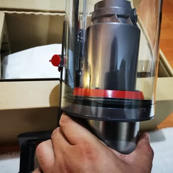 Dyson V15 Total Clean Ürününde Lastik Sorunu