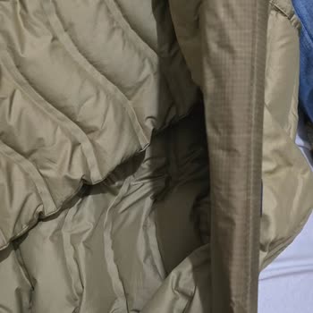 Kaz Tüyü Montun Renk Değişimi Sorunu