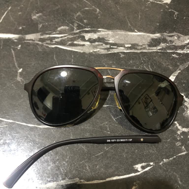 Güneş Gözlüğümün Kırılan Sapı İçin Çözüm Arayışı