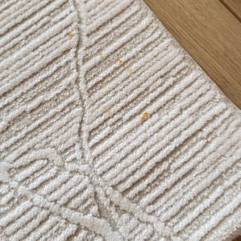 Ergun Halı Yıkama Beyaz Halımız Bakır Zımbalarla Mahvoldu