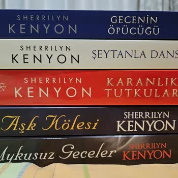 Yarım Kalan Hikayeler: Pegasus Yayınları'nın Okuyuculara Saygısızlığı