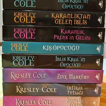 Yarım Kalan Hikayeler: Pegasus Yayınları'nın Okuyuculara Saygısızlığı