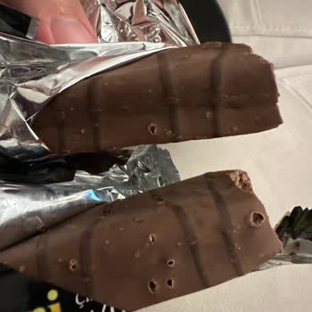 Eti Browni İntense'in Kötü Tadı Ve Olası Bozulma
