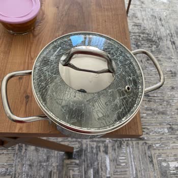 Korkmaz Mutfak Eşyaları Çelik Tencerenin Gizemli Kırılma Olayı