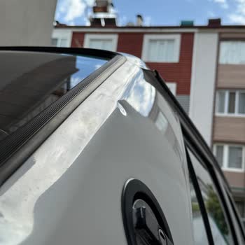 New Cif Product Damaged My Car’s Paint – Requesting Compensation for Chemical Stains