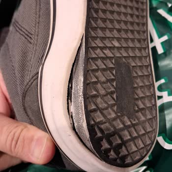 Deichmann Şikayeti
